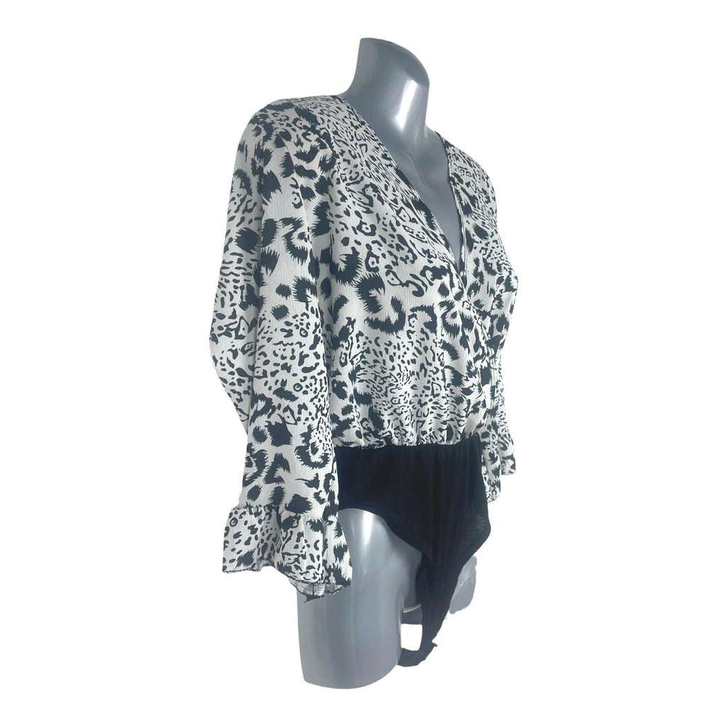 Boohoo Animal Print Bodysuit Top Women’s UK Size S Long Sleeve White Black